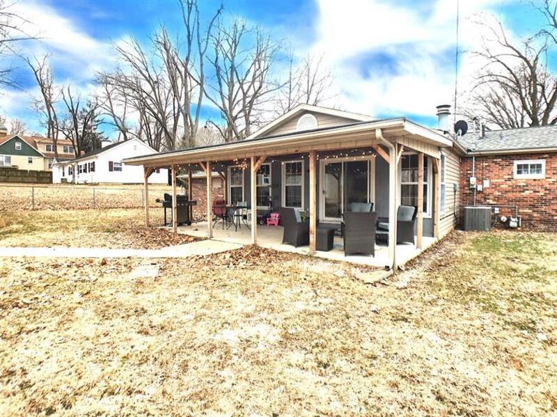 510 Hunter Street - Photo 3 of 28