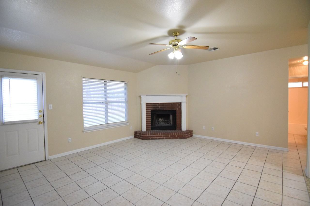 4 Buttercup Loop - Photo 6 of 18