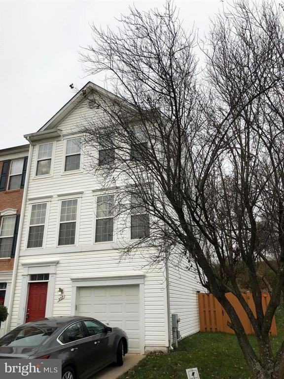 557 Ellison Ct - Photo 3 of 22