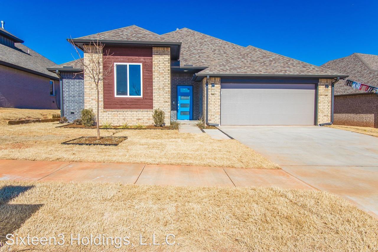 13817 Village Run Dr - Photo 2 of 36