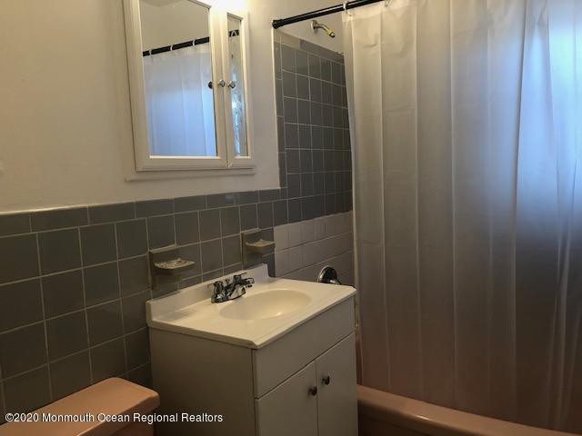 56 Stonehurst Apt - Photo 3 of 7