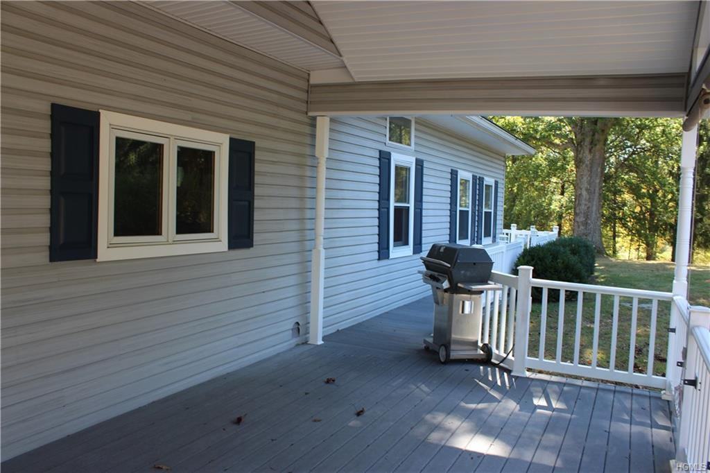 338 Brittany Terrace - Photo 3 of 23