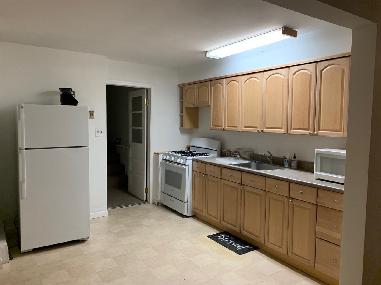 27 Heston Rd - Photo 3 of 8