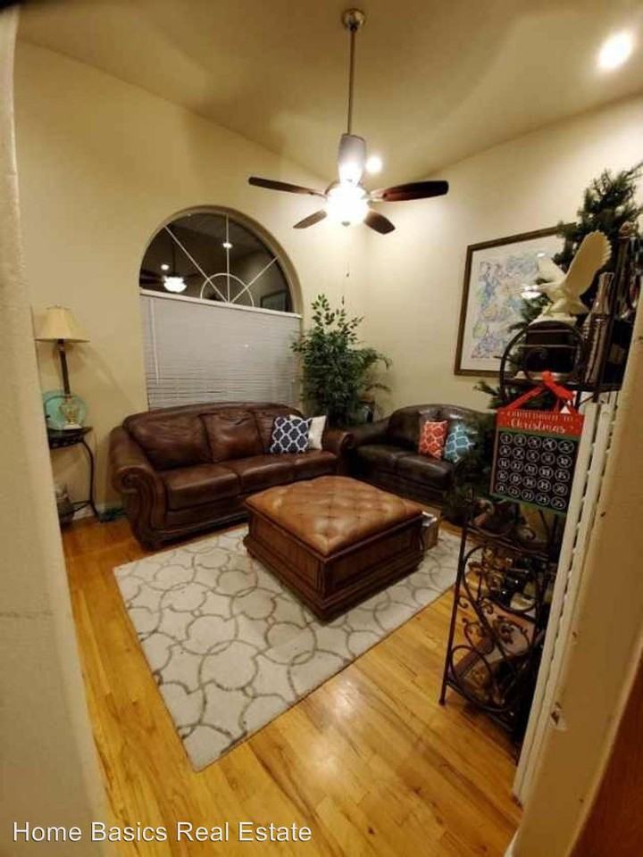 335 W 1780 N - Photo 3 of 15