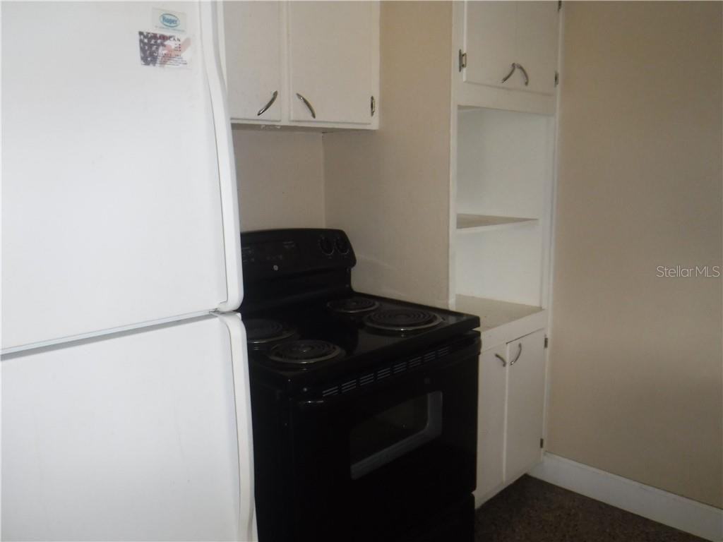 257 38th Avenue Se - Photo 2 of 8