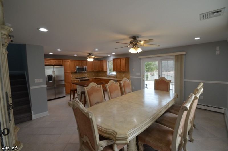 20-A Brooklake Rd - Photo 3 of 16