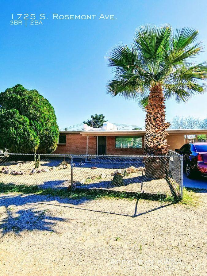 1725 S. Rosemont Ave. - Photo 3 of 36
