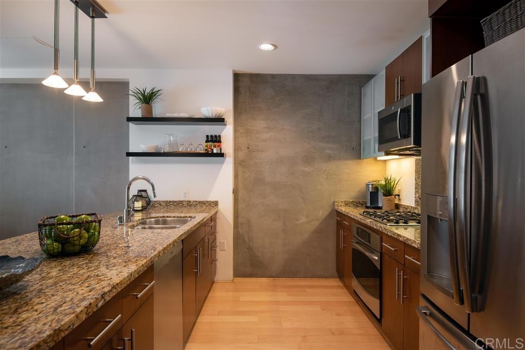 1494 Union 201 - Photo 2 of 25