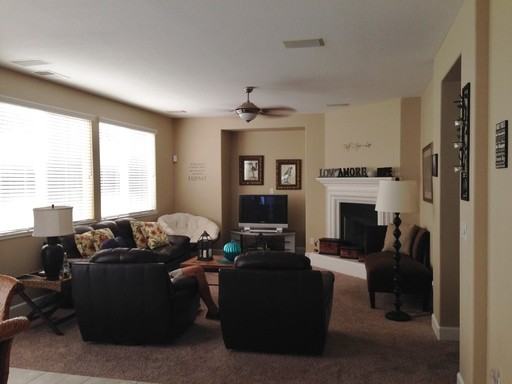 440 Venezian Ct - Photo 3 of 11