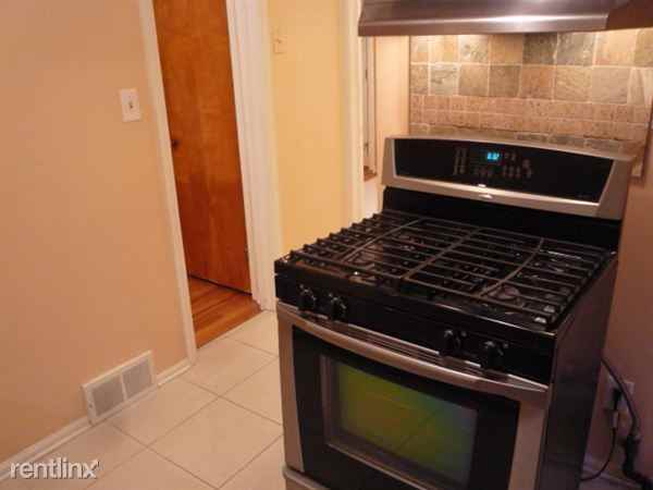11355 Riverdale - Photo 3 of 9