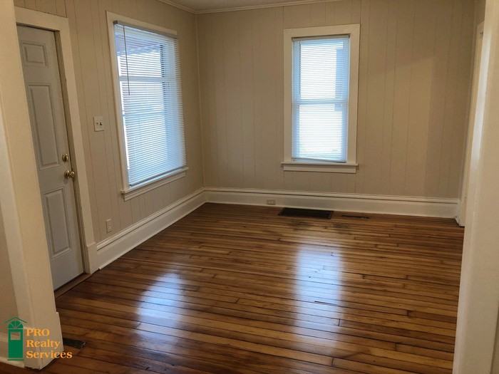 3835 Bryant Avenue North - Photo 3 of 13