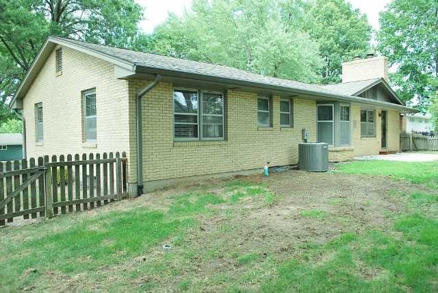 107 Popago Ln - Photo 2 of 17