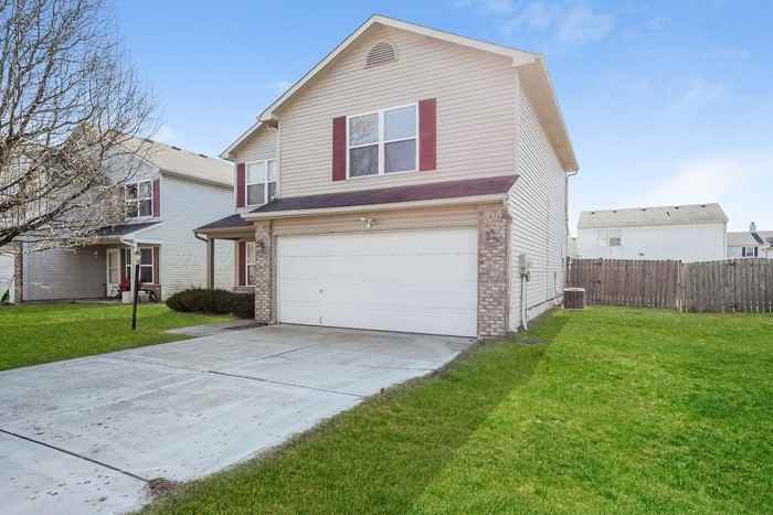 11101 Waterfield Lane - Photo 2 of 15