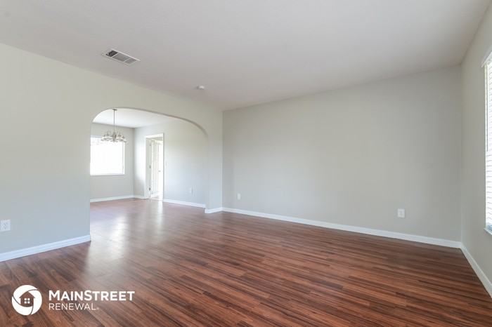 2809 Greendale Road - Photo 3 of 16