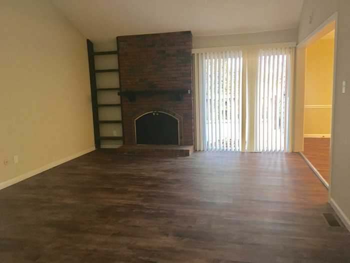 12876 Vista Ridge Lane - Photo 3 of 10