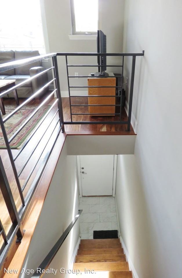 727 S 50th St - Photo 2 of 23