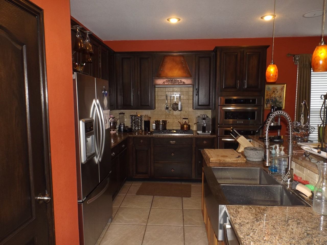 1542 Prairie View Dr - Photo 3 of 10