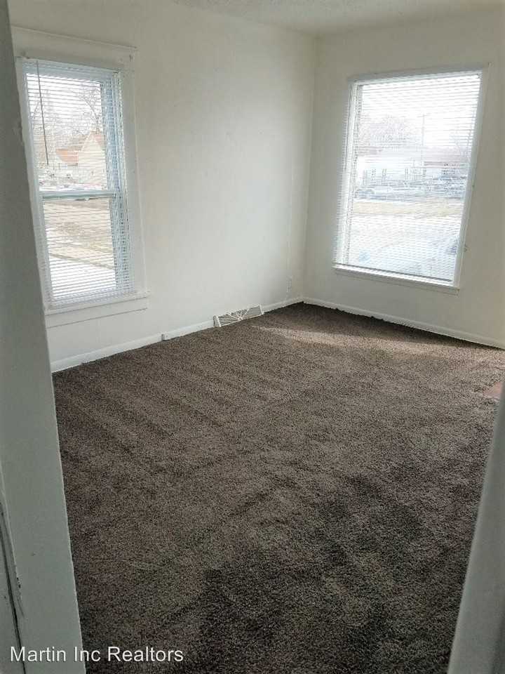 326 W. 14th St - Photo 3 of 16