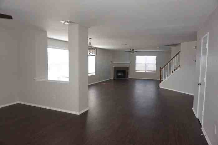 9601 Polk Avenue - Photo 2 of 22