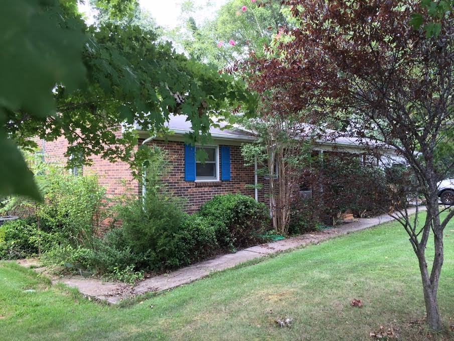 1317 Birch St - Photo 2 of 17