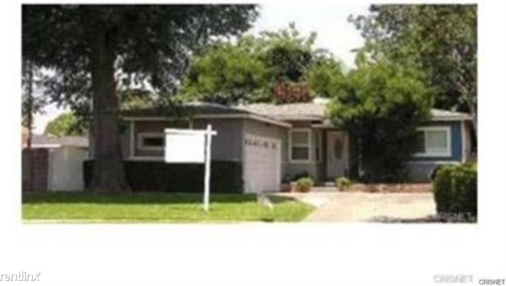 15853 Romar St - Photo 3 of 10