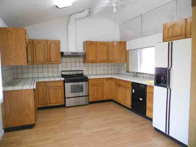 725 Jackpine Ct - Photo 3 of 14