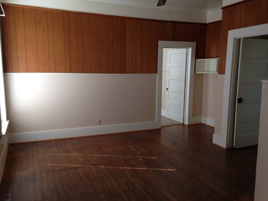 701 N Cypress St - Photo 2 of 7