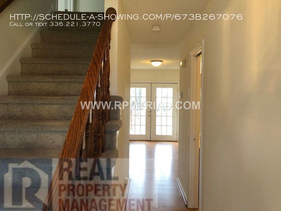 3221 Hickory Ridge Dr - Photo 2 of 38