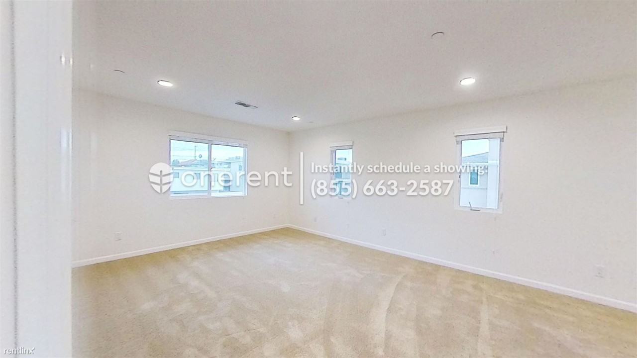 15940 Ward Court - Photo 3 of 19