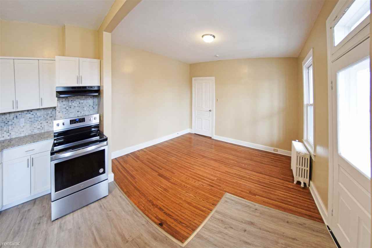 700 Roosevelt Ave - Photo 2 of 8