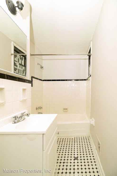 60 RAND STREET - Photo 3 of 7