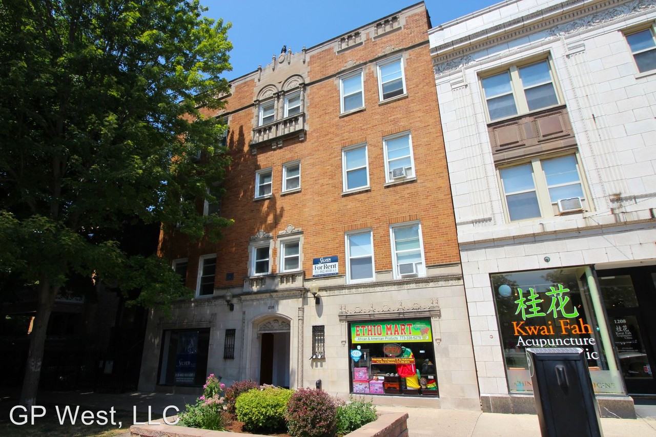 1210 W. Granville Apartments for Rent in Edgewater  