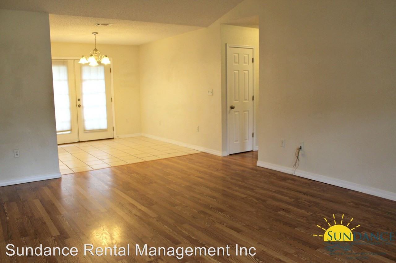 4639 Bobolink Way - Photo 3 of 12