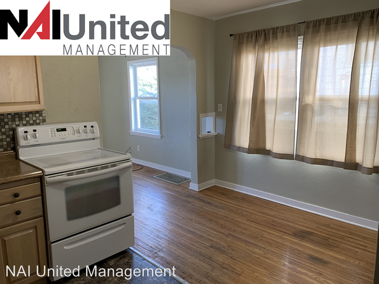 2316 Grandview - Photo 3 of 9