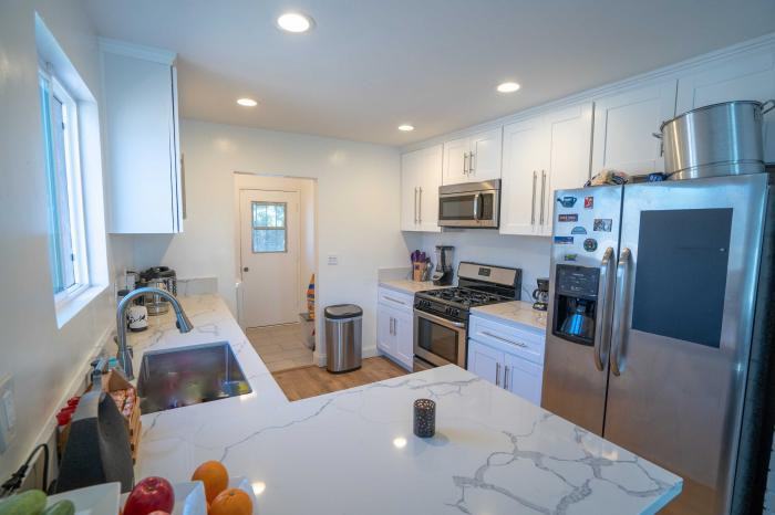 173 Siena St - Photo 3 of 12