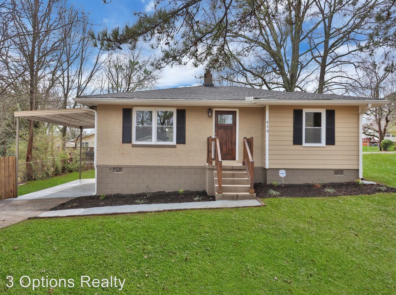 976 Pinehurst Dr. - Photo 2 of 50