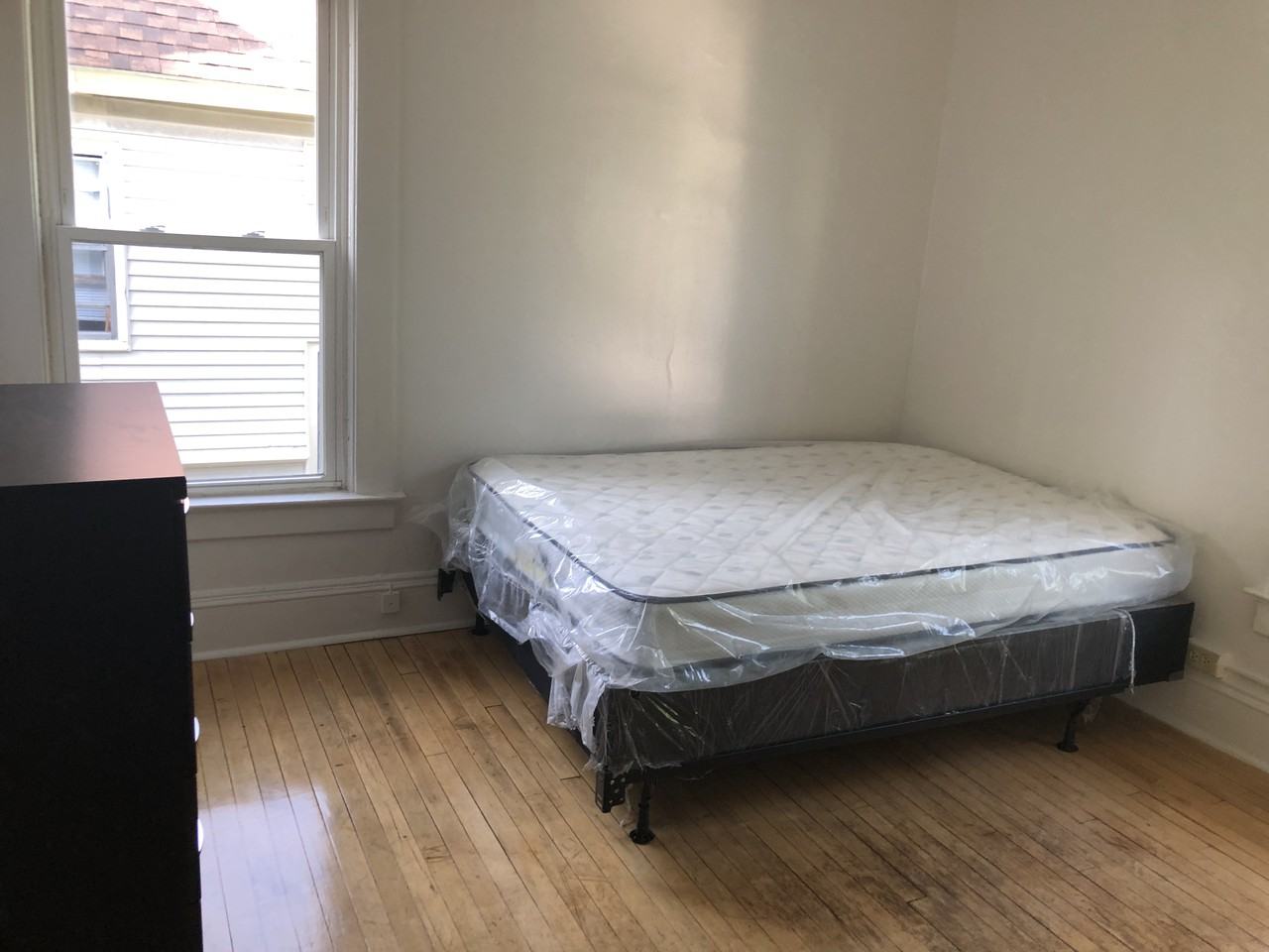 741-743 Maryland Ave - Photo 5 of 24