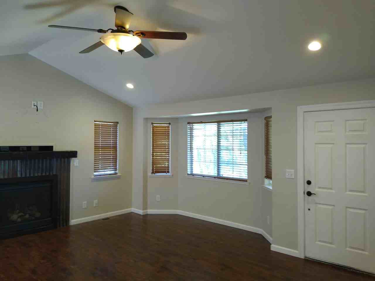 6495 Soda Bay Rd - Photo 3 of 12