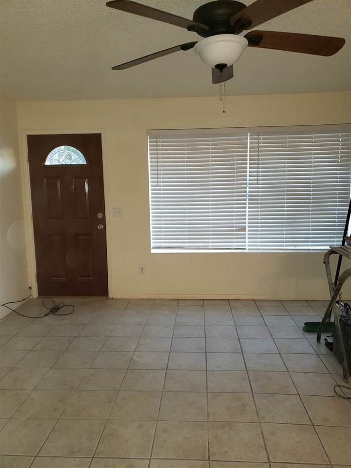 1794 W 28 St - Photo 2 of 7