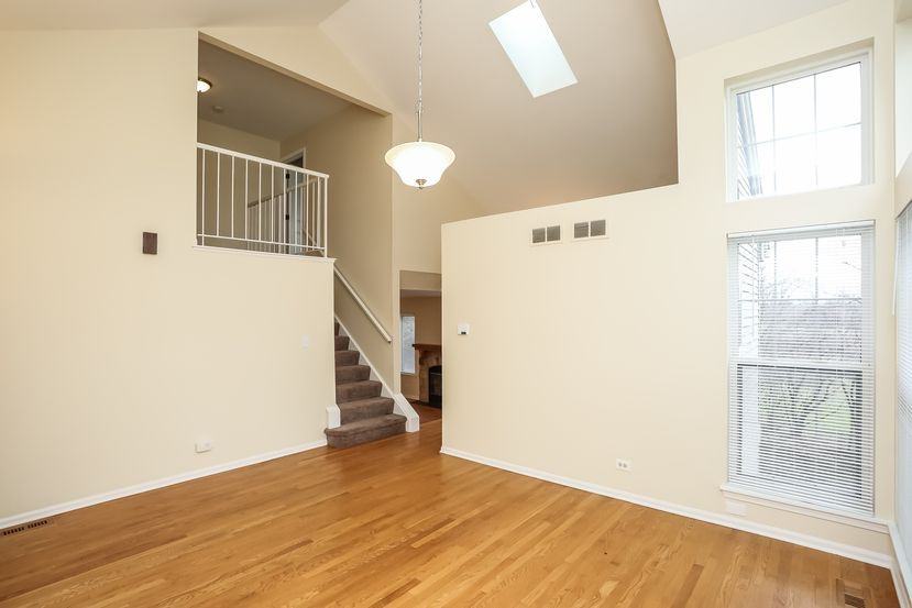 11 Longbow Ct - Photo 3 of 23