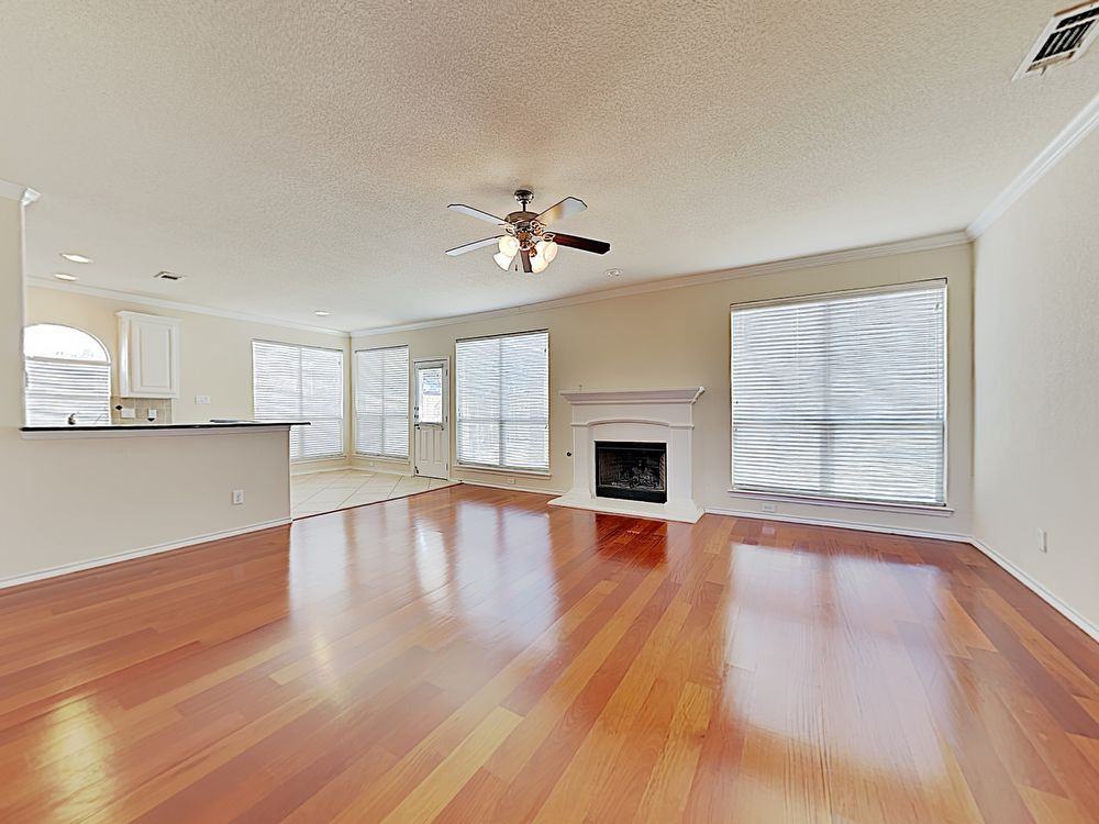 1416 Santa Anita Blvd - Photo 2 of 16