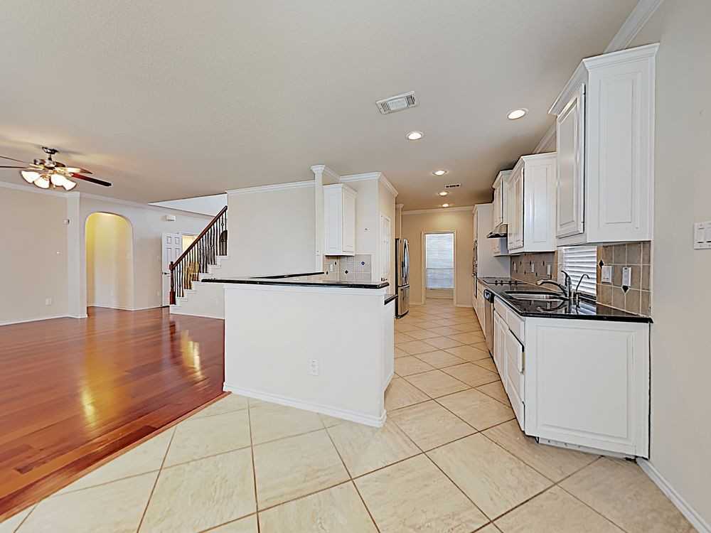1416 Santa Anita Blvd - Photo 3 of 16