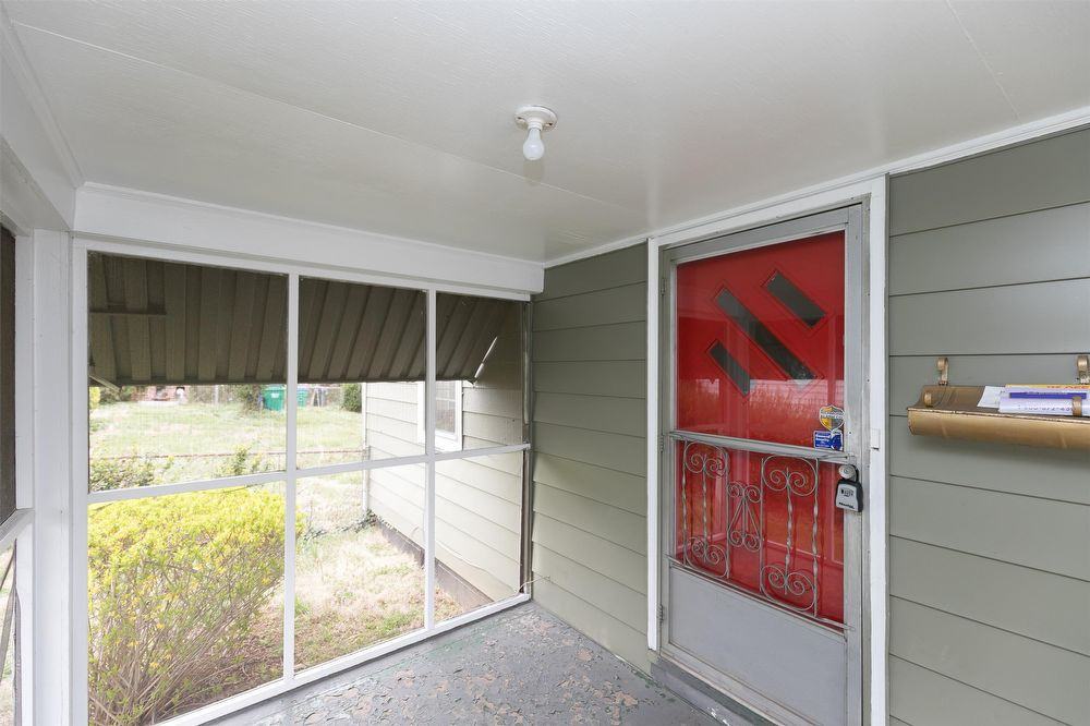 1508 Greenville Ave - Photo 2 of 17