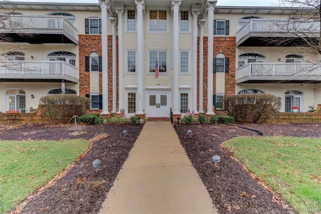 7400 Whitehall Colonial Lane Unit 405 - Photo 2 of 40