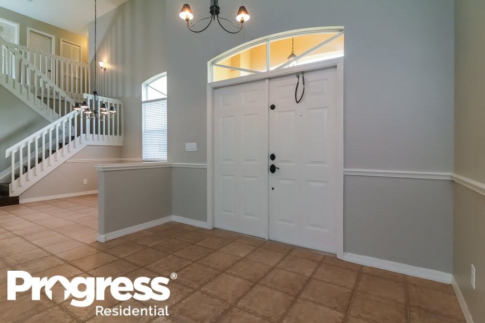 365 Sw 162nd Ave - Photo 2 of 18