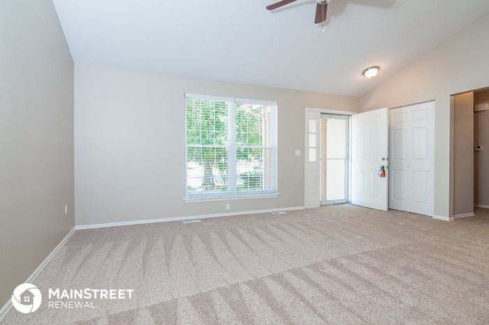 8 Birdie Court - Photo 3 of 16