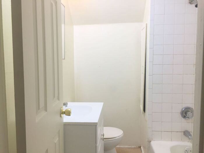 67 Derby Avenue #3rdFL - Photo 3 of 8