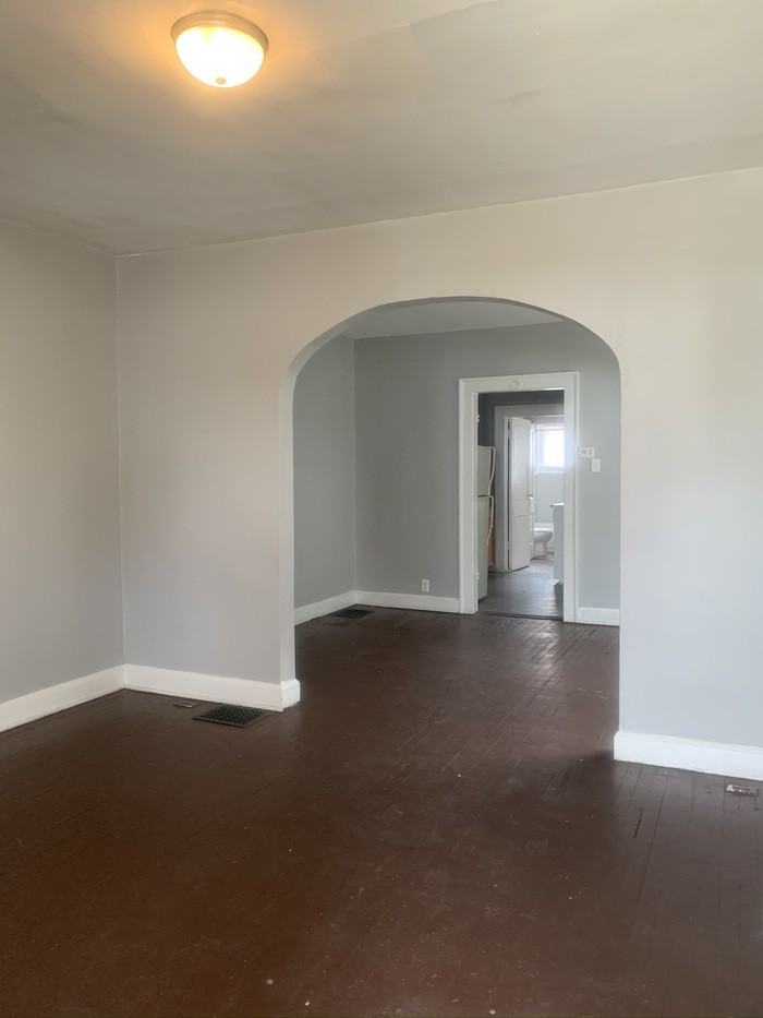 3609 East Vermont Street - Photo 2 of 6