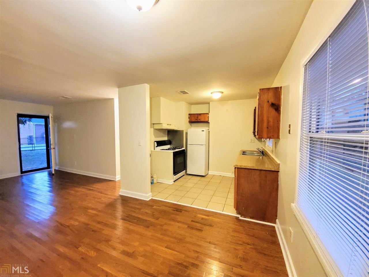 427 Bolton Rd Nw Unit 73 - Photo 3 of 15