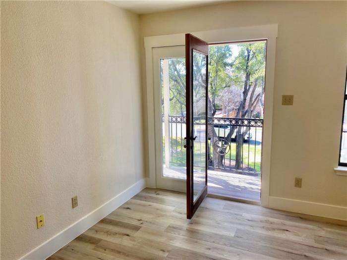 4 Waterfall Dr - Photo 2 of 22